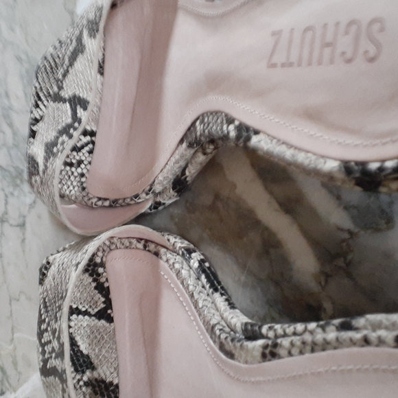 Schutz shoes - Picture 4 of 7